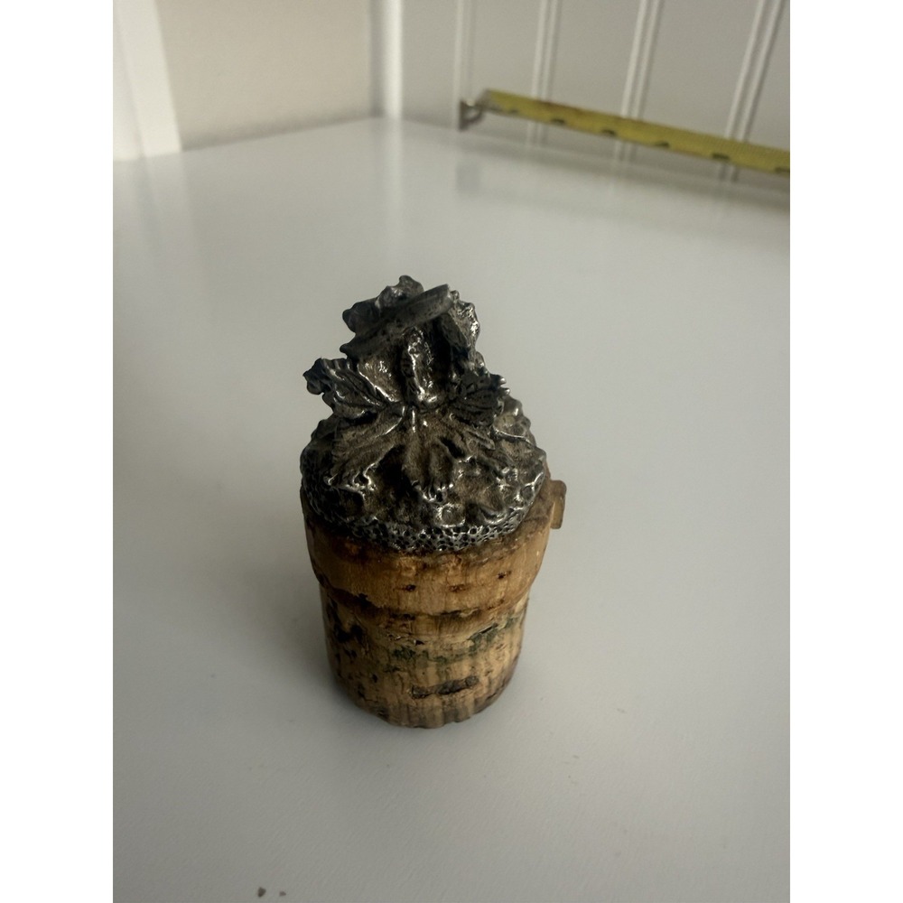 Vintage Pewter Grapevine Wine Bottle Stopper Metal Grapes & Leaves